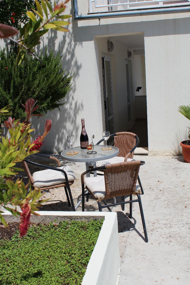 Apartments Lozica Ντουμπρόβνικ Εξωτερικό φωτογραφία